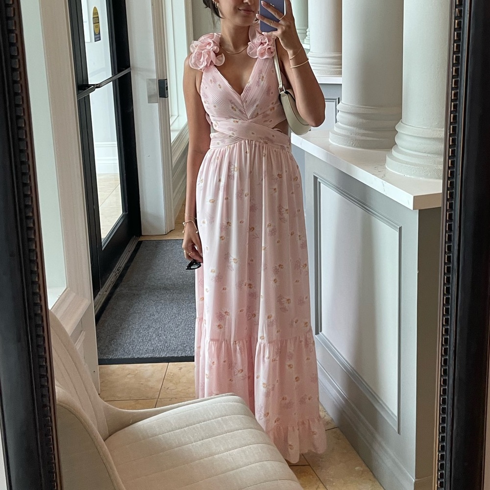 Elegant Pink Floral Maxi Dress